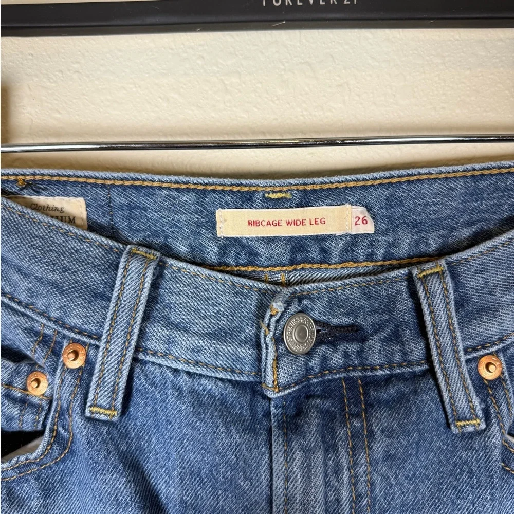 Levi's Ribcage Medium Wash Wide-Leg Raw Hem Denim Jeans - Picture 7 of 14